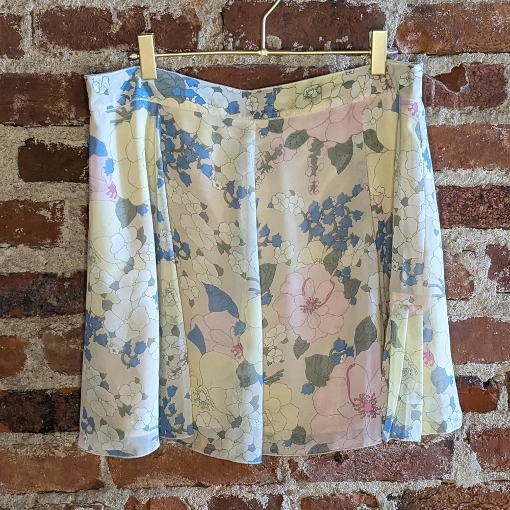Vintage Bisou Bisou Size 10 Flowy Floral Short‎ Skirt w/ Lining & Pleated Accent